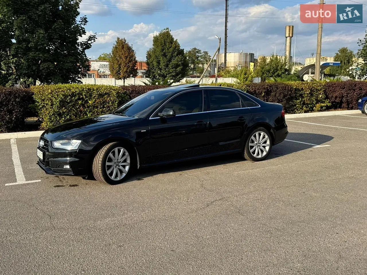 Audi A4 2013 photo 4