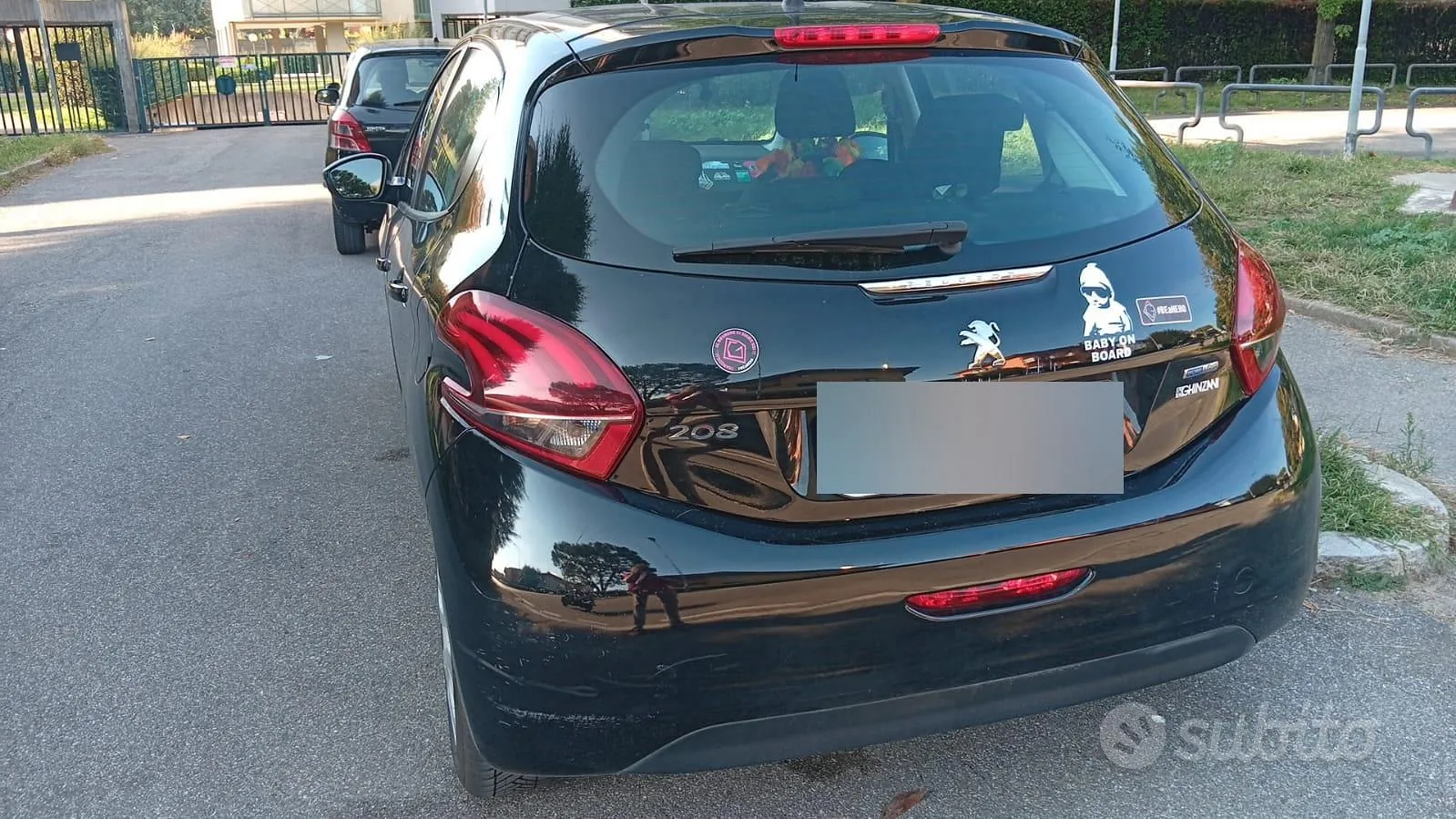 Peugeot 208 2016 photo 3