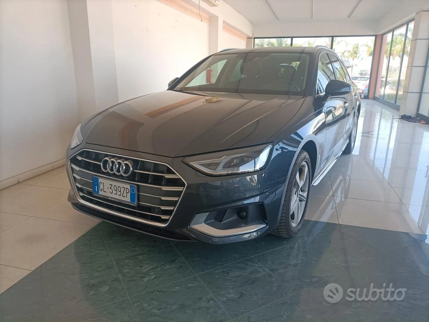 Audi A4 Avant 2022 photo 2