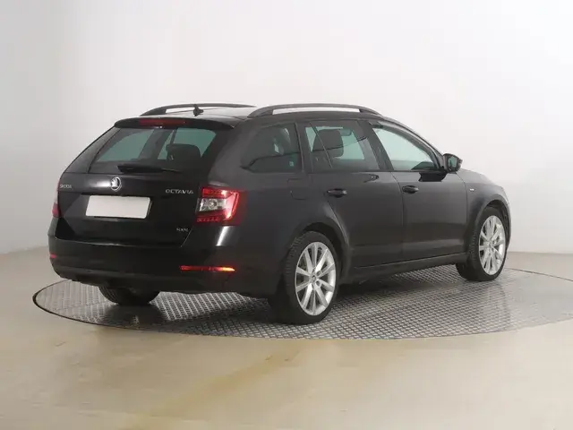 Skoda Octavia Combi 2017 photo 4