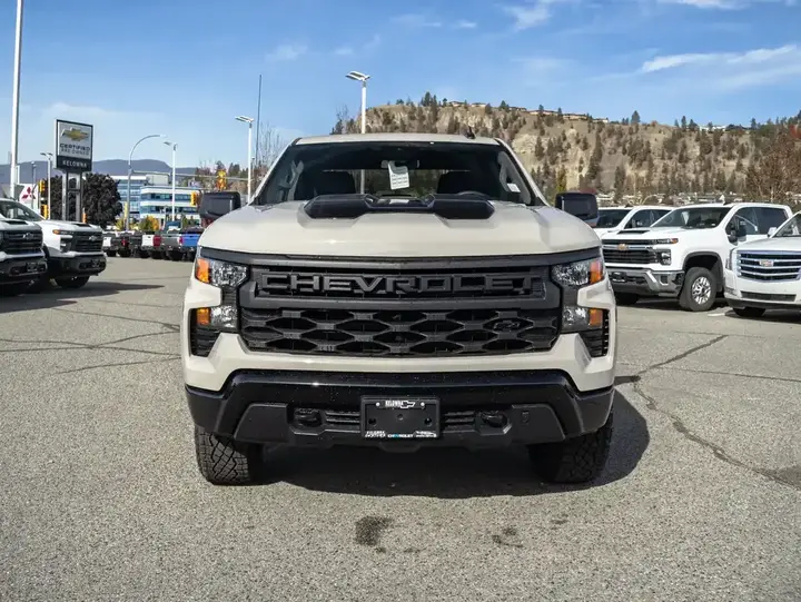 Chevrolet Silverado 1500 2026 photo 3