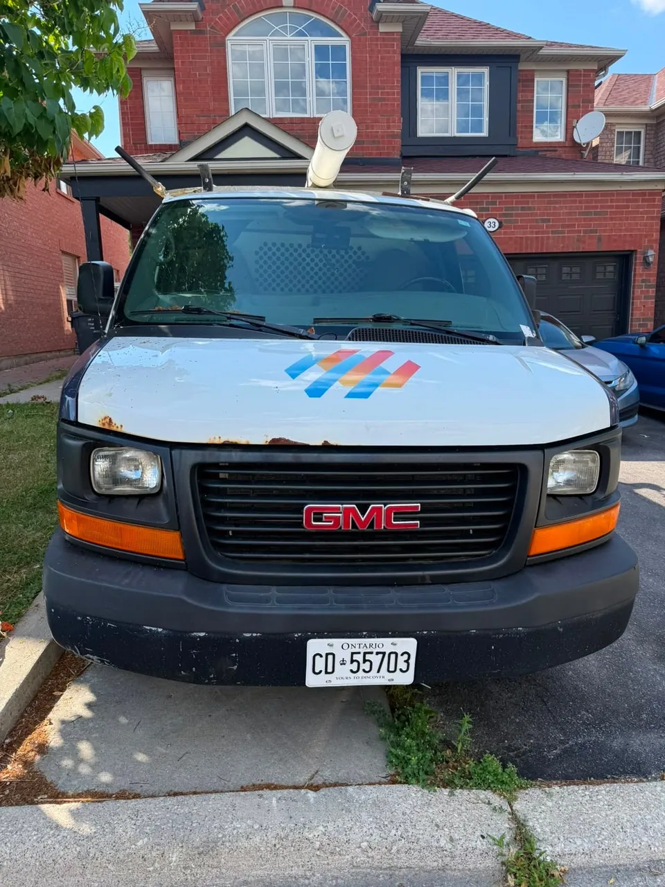 GMC Savana 2014 photo 2