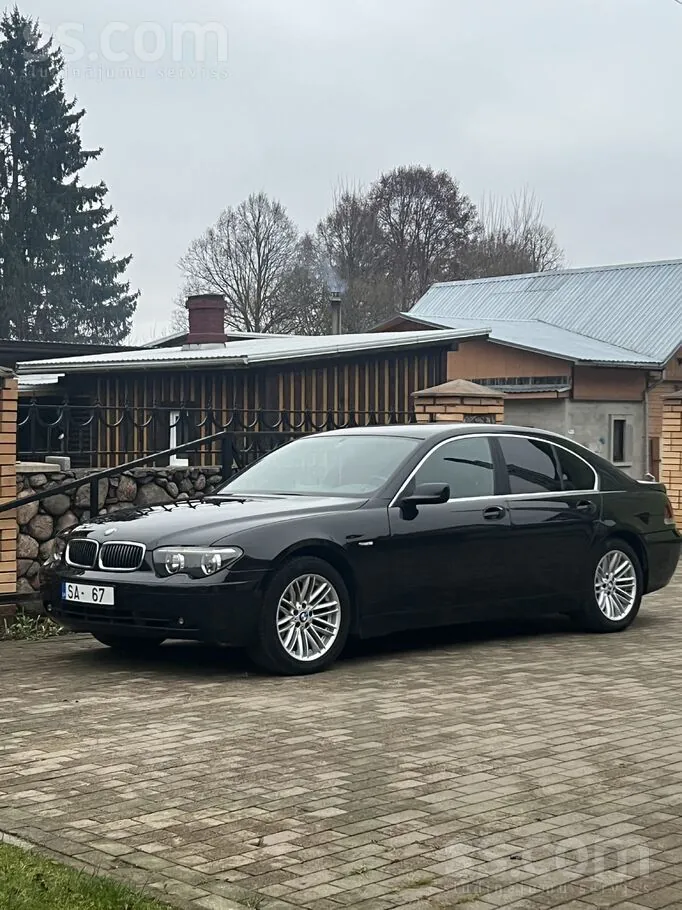 BMW 730
