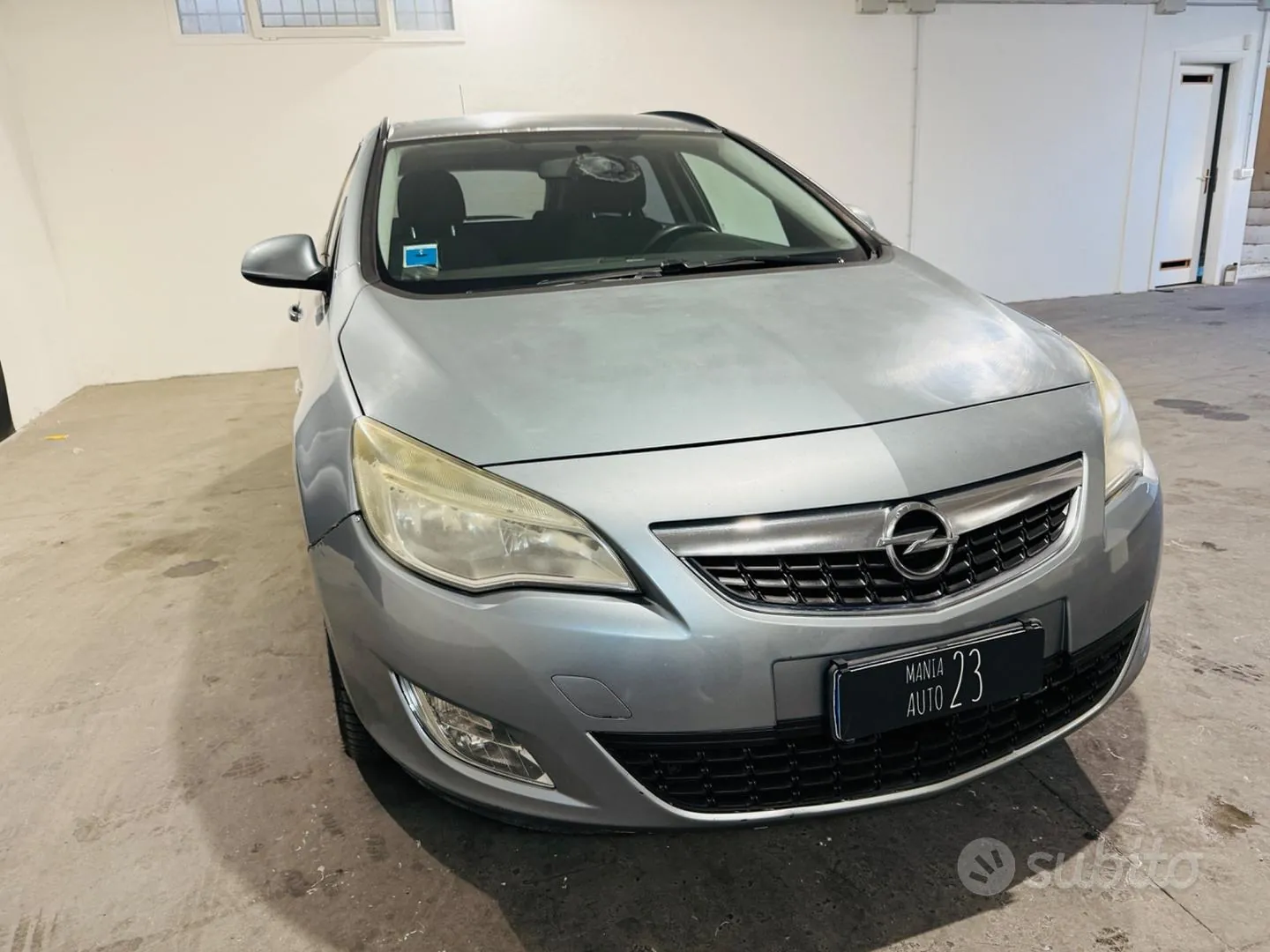 Opel Astra 2013 photo 3