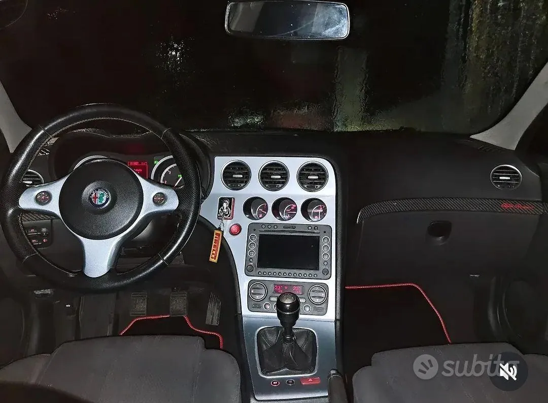 Alfa Romeo 159 2009 photo 4