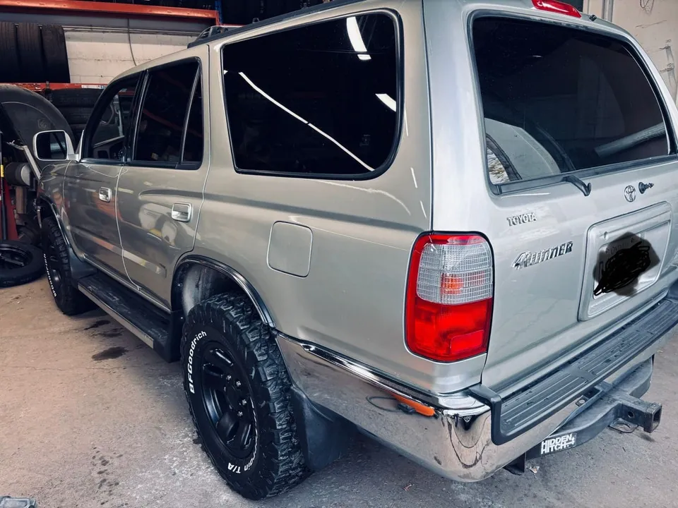 Toyota 4Runner 1999 photo 3