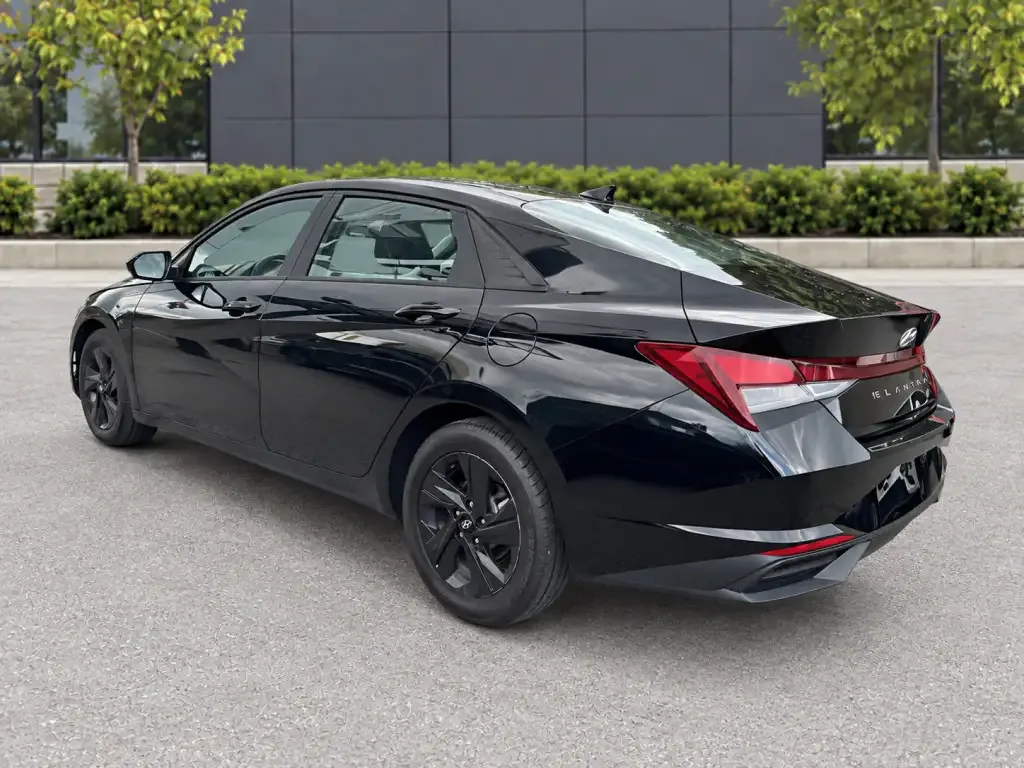 Hyundai Elantra 2023 photo 4