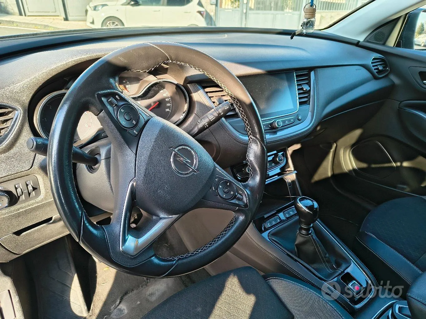 Opel Grandland X 2019 photo 4