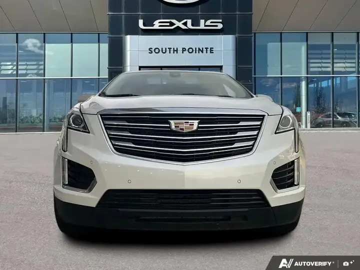 Cadillac Xt5 2019 photo 2