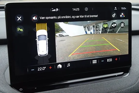 Skoda Enyaq 2023 photo 4