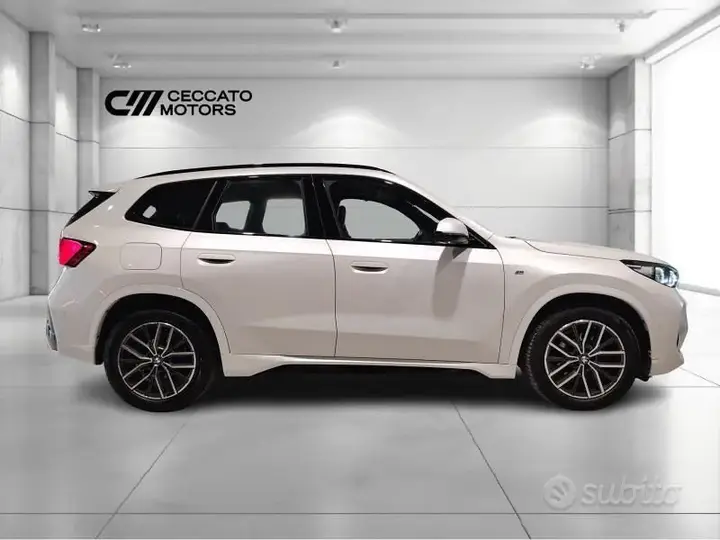 BMW X1 2022 photo 3