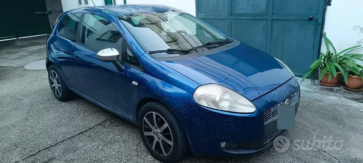 Fiat Grande Punto 2008 photo 2