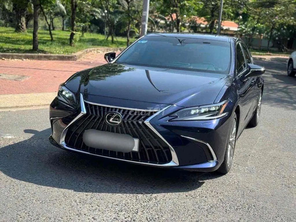 Lexus Es250