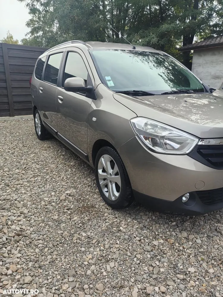 Dacia Lodgy 2014 photo 2