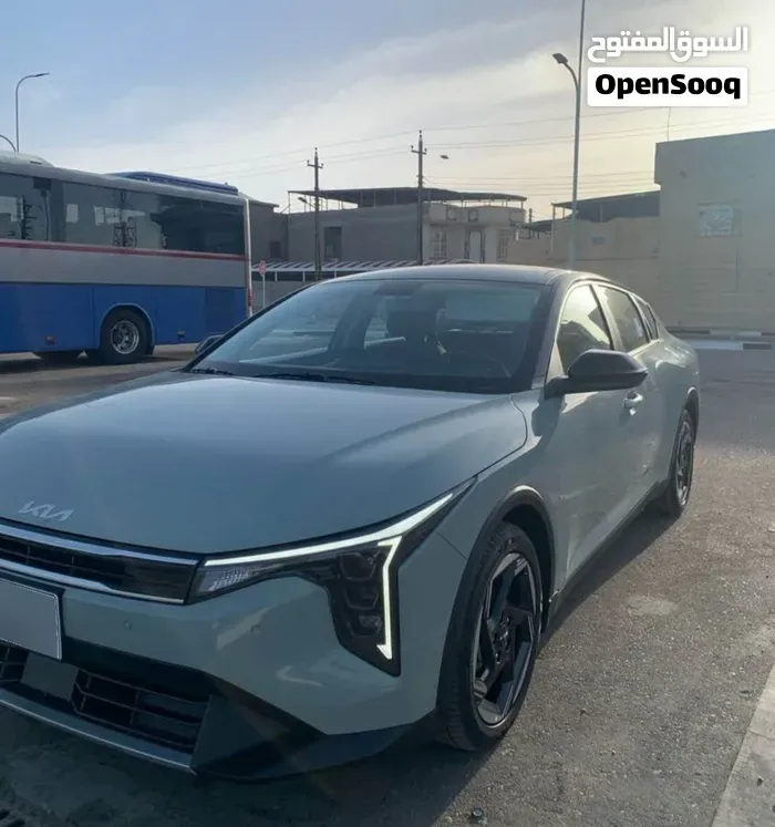 Kia K4
