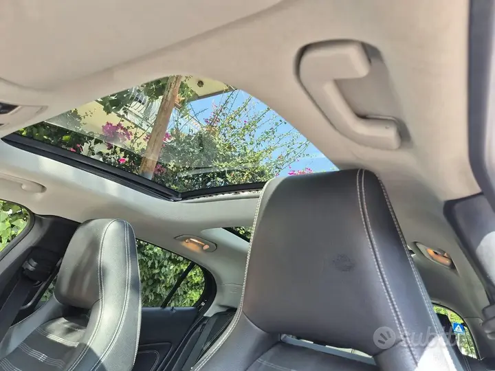 Mercedes-Benz Gla 2019 photo 2