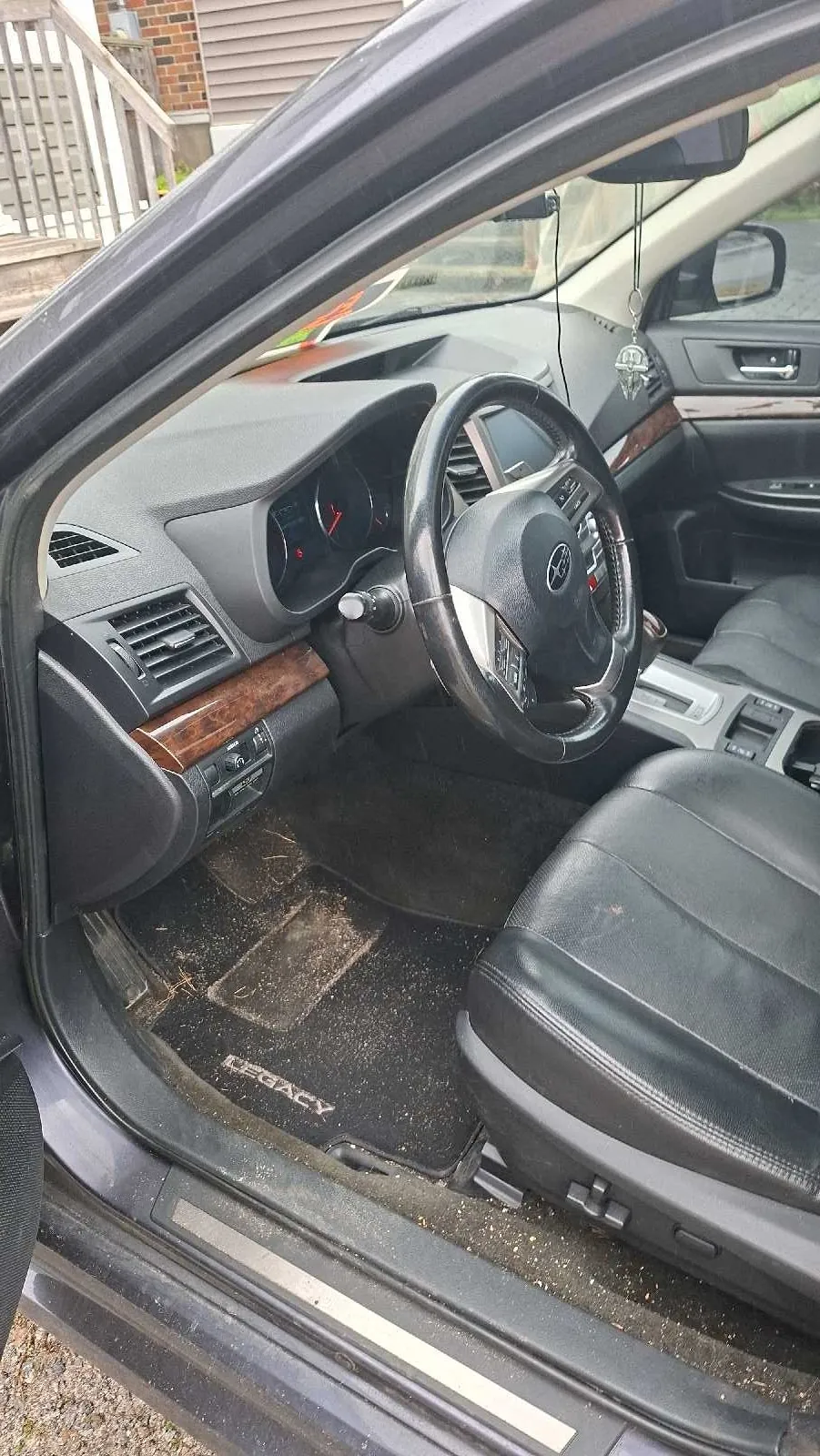 Subaru Legacy 2013 photo 4