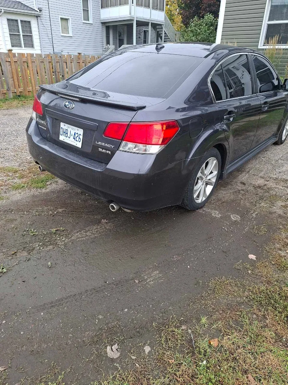 Subaru Legacy 2013 photo 3