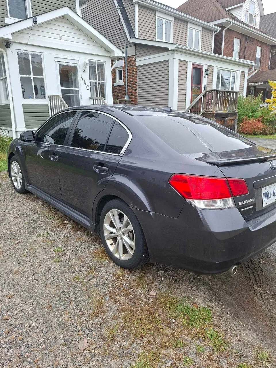 Subaru Legacy 2013 photo 2