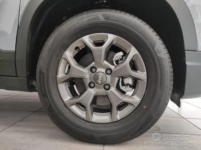 Jeep Avenger 2025 photo 4