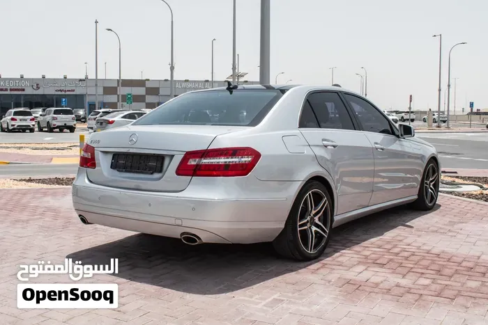 Mercedes-Benz E-Class 2011 photo 4