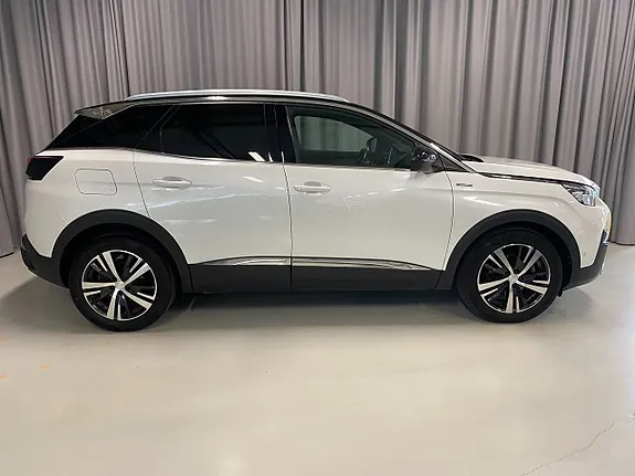 Peugeot 3008 2019 photo 3