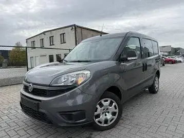 Fiat Doblo 2016 photo 2