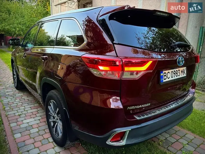 Toyota Highlander 2018 photo 4