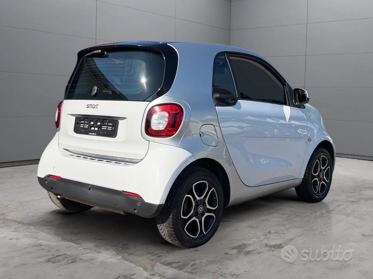Smart Fortwo 2019 photo 3