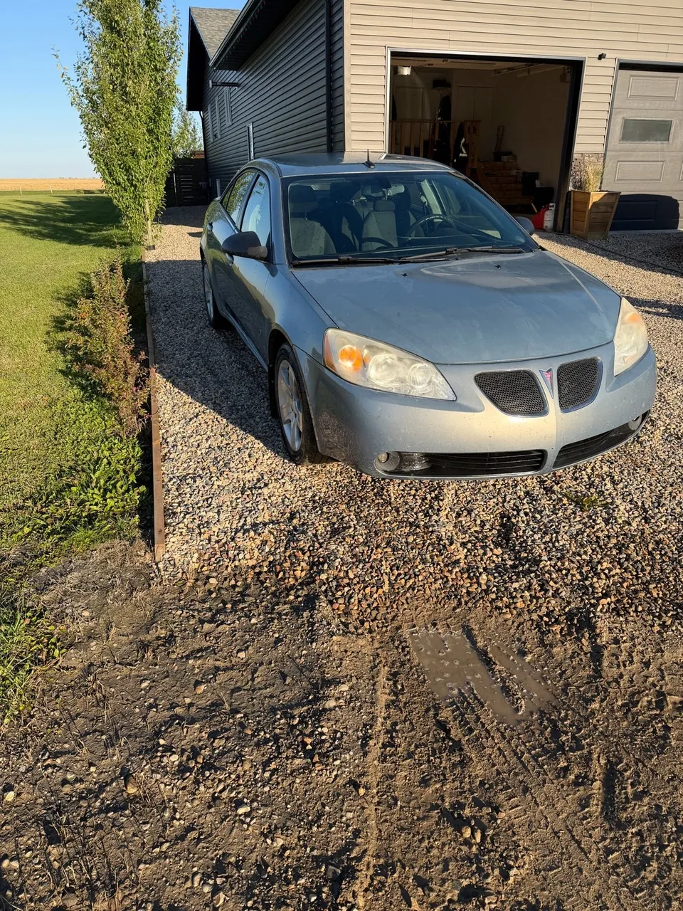 Pontiac G6 2008 photo 2