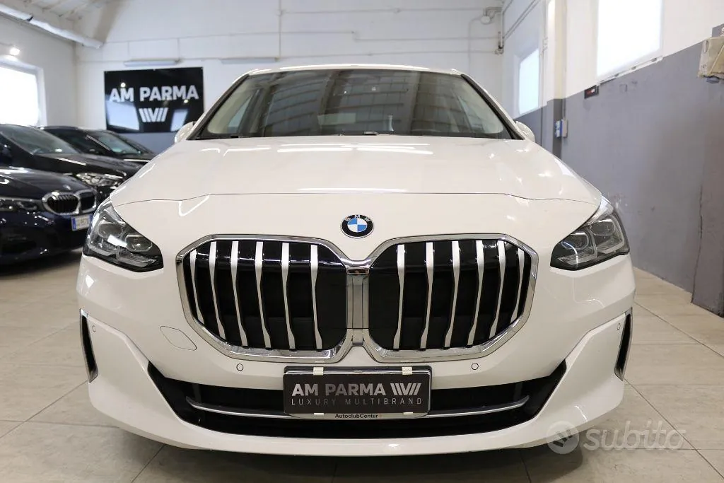BMW 218 D Active Tourer Msport 2023 photo 2