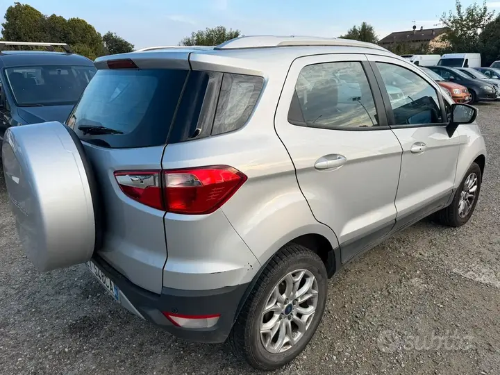 Ford Ecosport 2015 photo 5