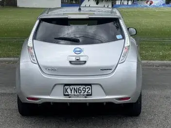 Nissan Leaf 2011 photo 5