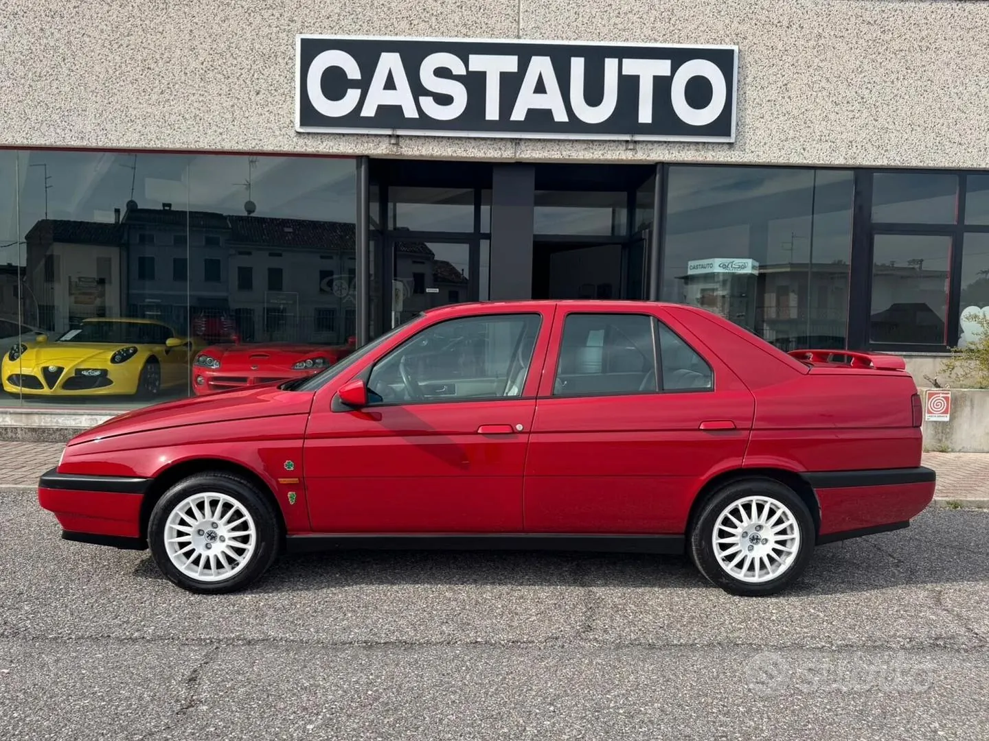 Alfa Romeo 155 1994 photo 2