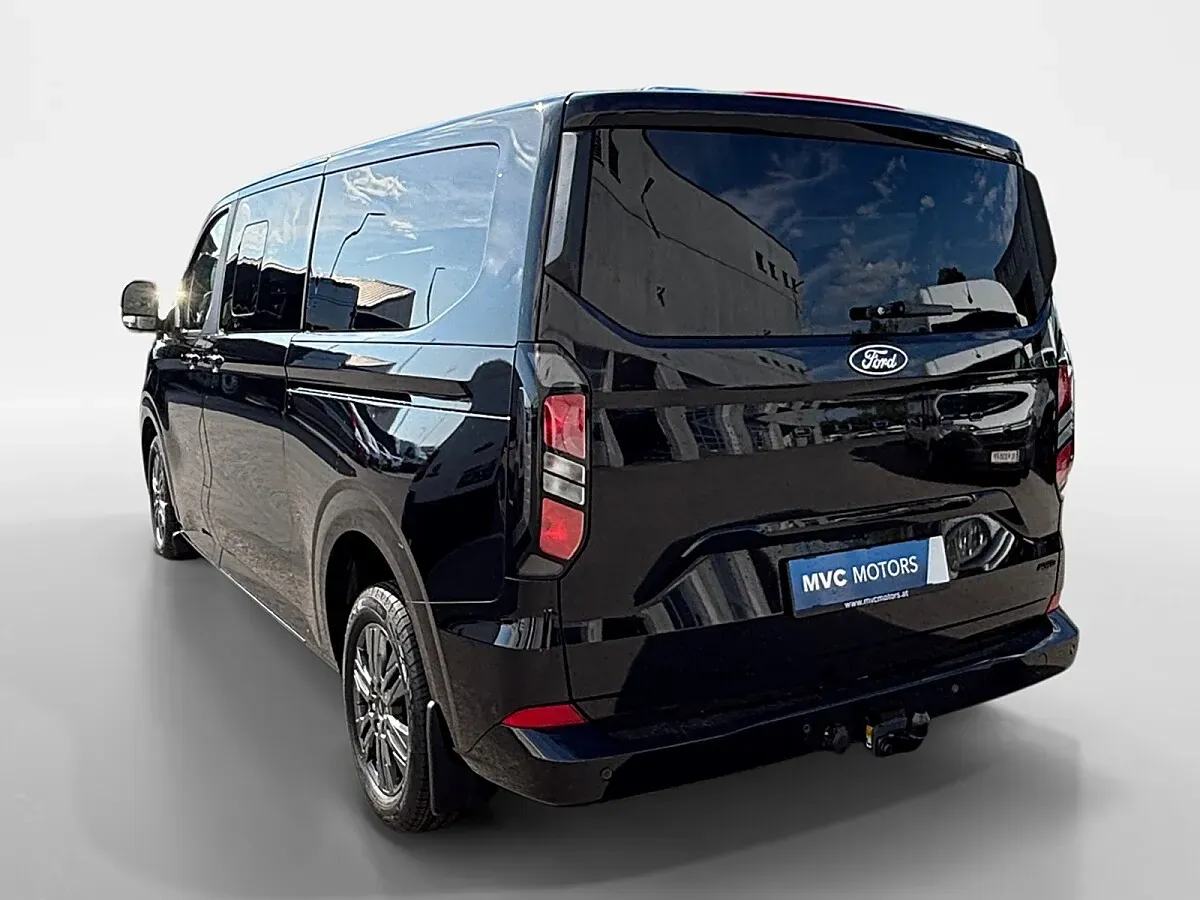 Ford Tourneo photo 3