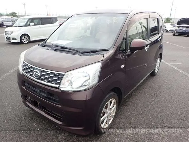 Daihatsu Move 2015 photo 2