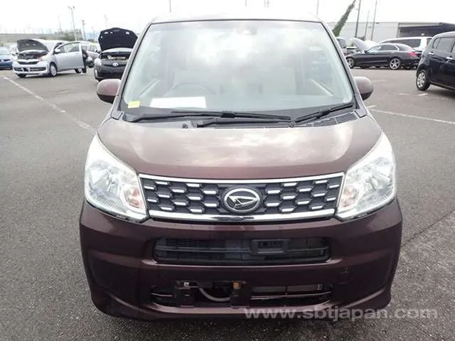 Daihatsu Move 2015 photo 5