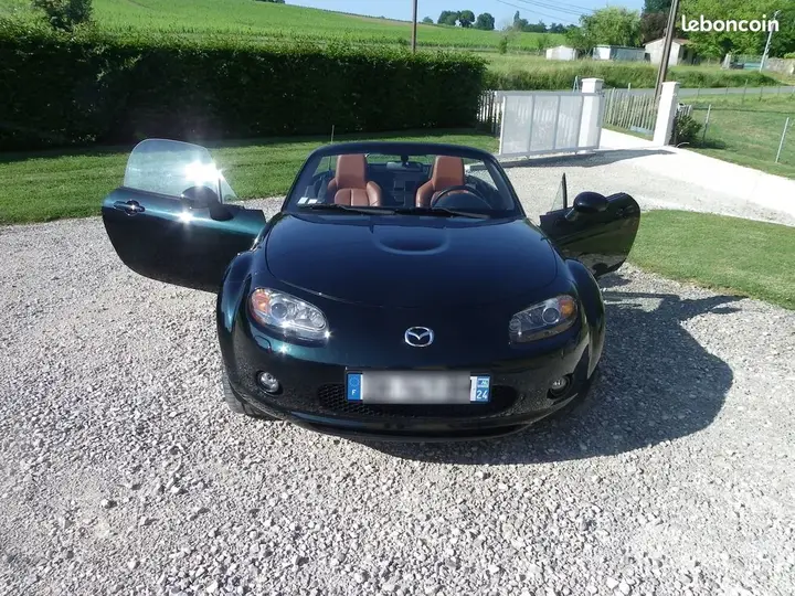 Mazda Mx-5 2010 photo 2