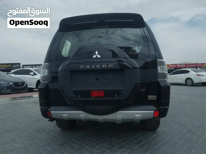 Mitsubishi Pajero 2015 photo 3