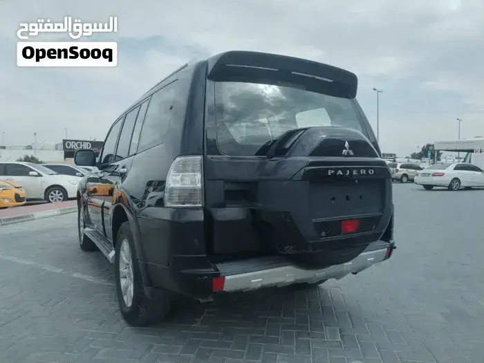 Mitsubishi Pajero 2015 photo 4
