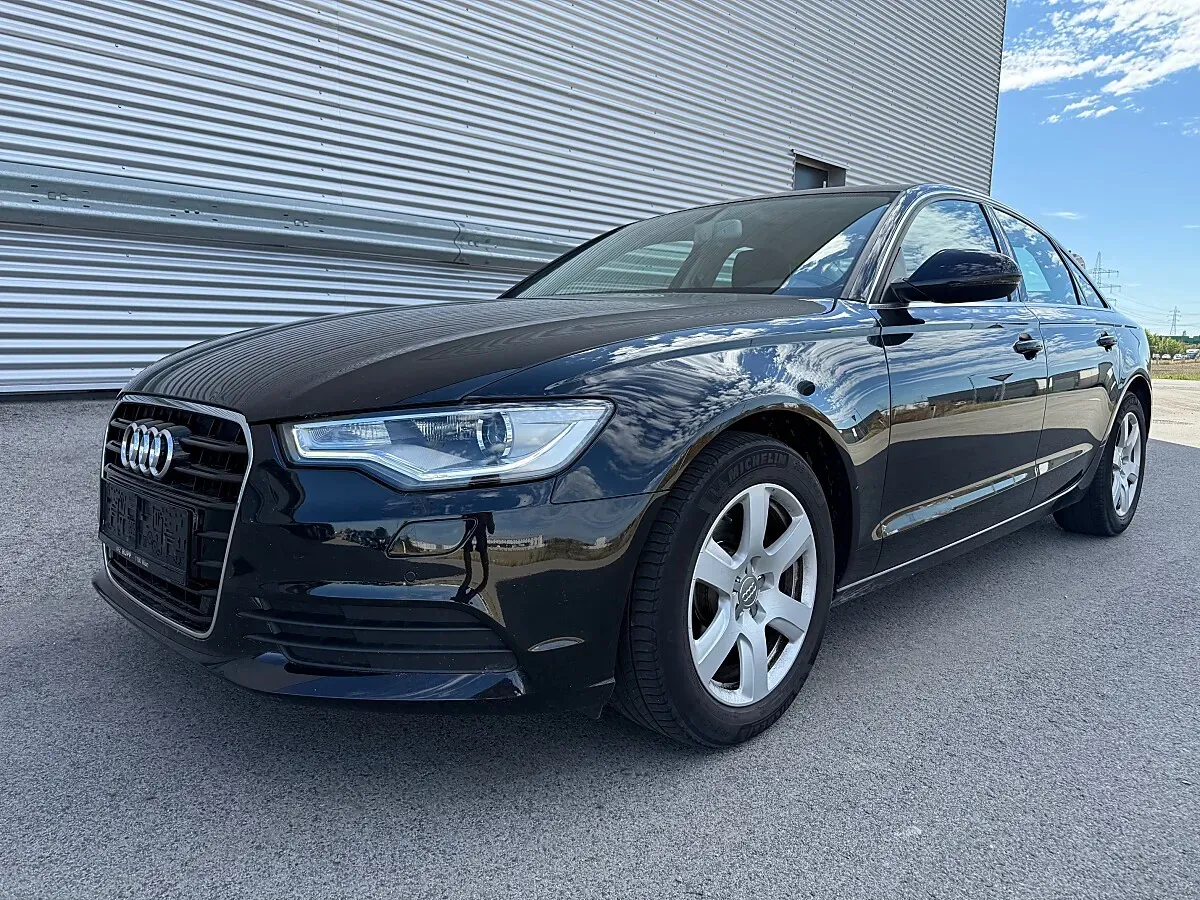 Audi A6 2012 photo 2