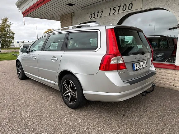Volvo V70 2011 photo 3