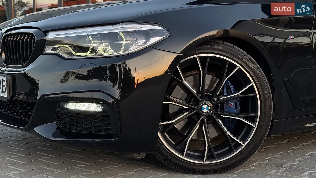 BMW 5 Series 2018 photo 3