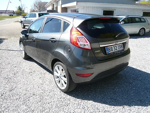 Ford Fiesta 2016 photo 3