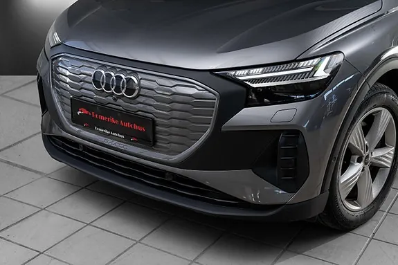 Audi Q4 E-Tron 2023 photo 2