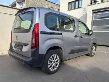 Citroen Berlingo 2022 photo 3