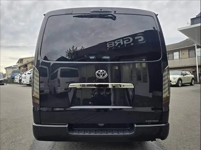 Toyota Hiace Gl 2023 photo 3