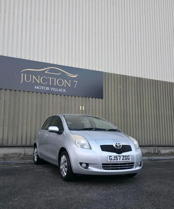 Toyota Yaris 2007 photo 3