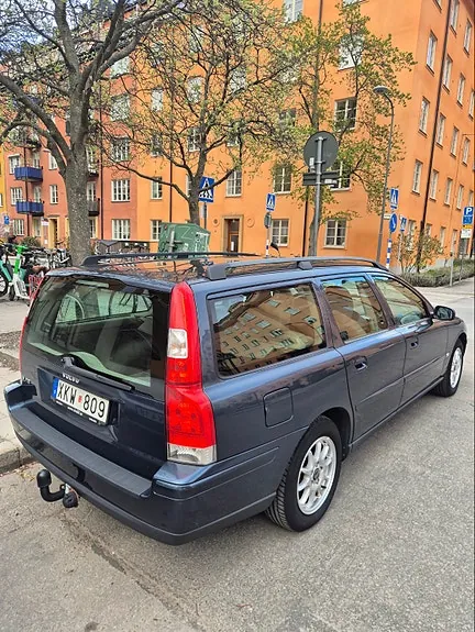 Volvo V70 2006 photo 2