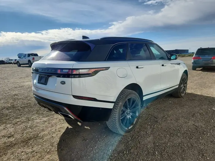Land Rover Range Rover Velar 2019 photo 4